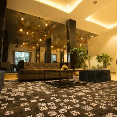 Herman International Hotel Пном Пен Екстериор снимка