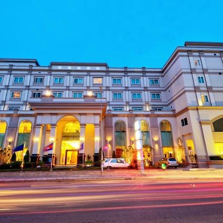 Herman International Hotel Пном Пен Екстериор снимка
