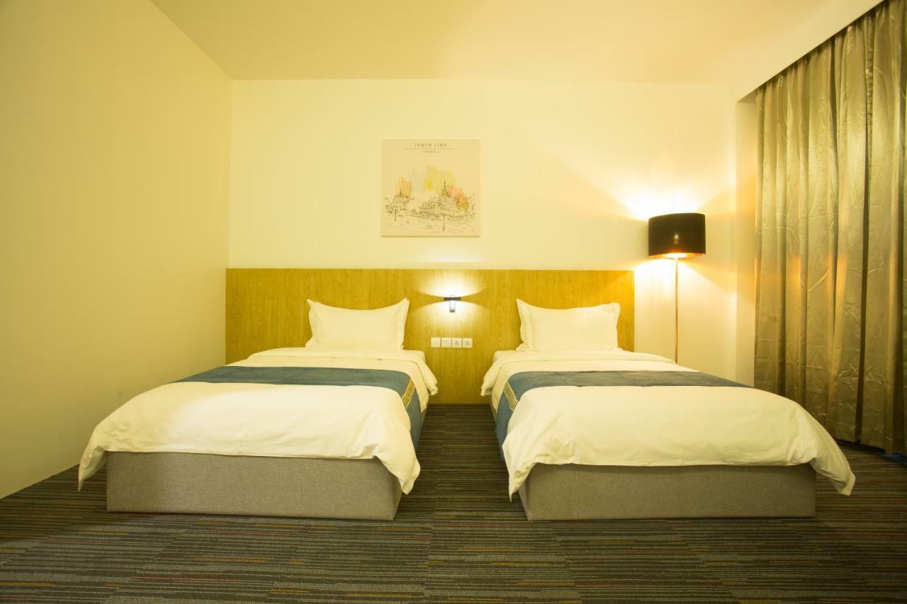 Herman International Hotel Пном Пен Екстериор снимка