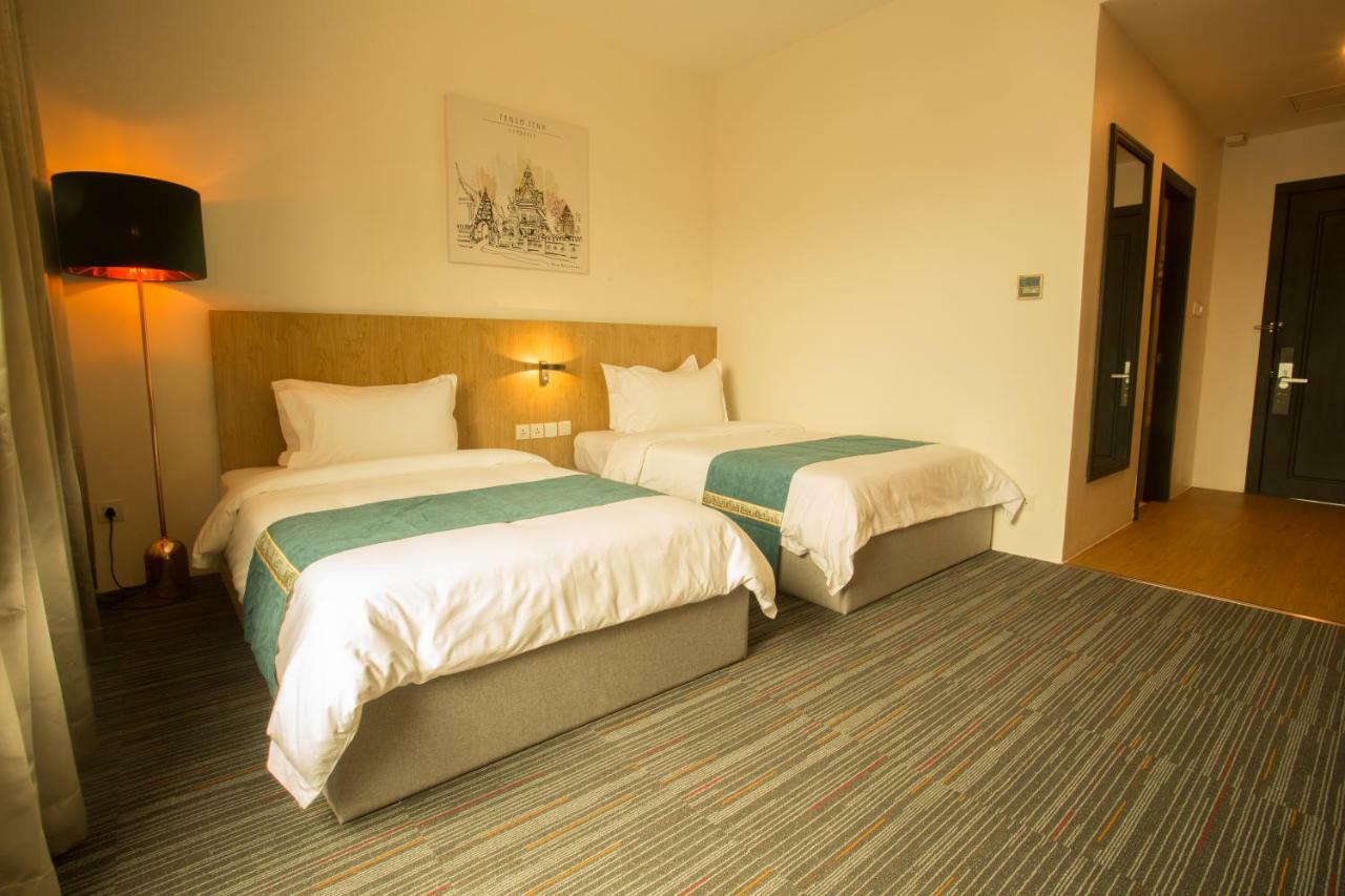 Herman International Hotel Пном Пен Екстериор снимка