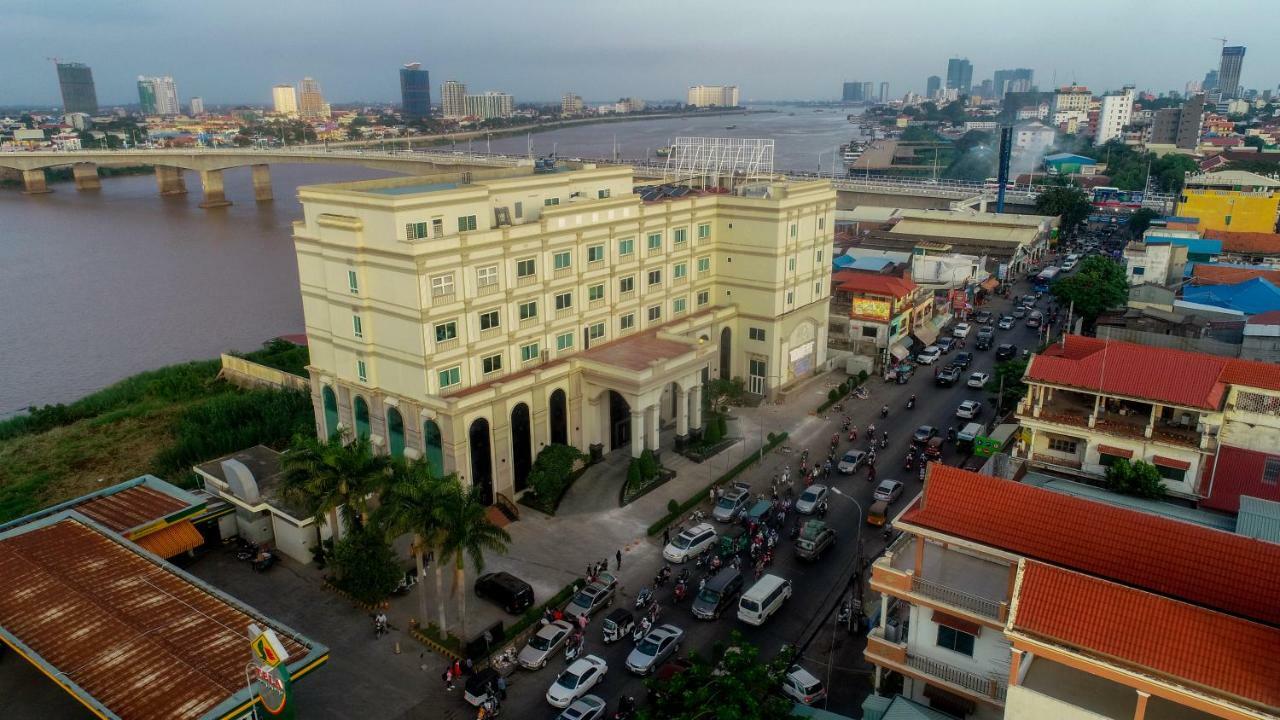Herman International Hotel Пном Пен Екстериор снимка